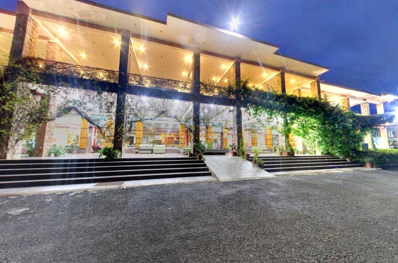 Kanthi Resorts Badami Bagalkot Екстер'єр фото