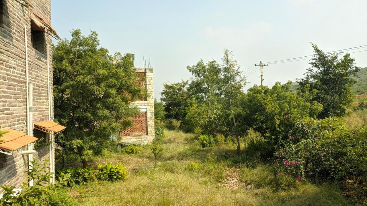 Kanthi Resorts Badami Bagalkot Екстер'єр фото