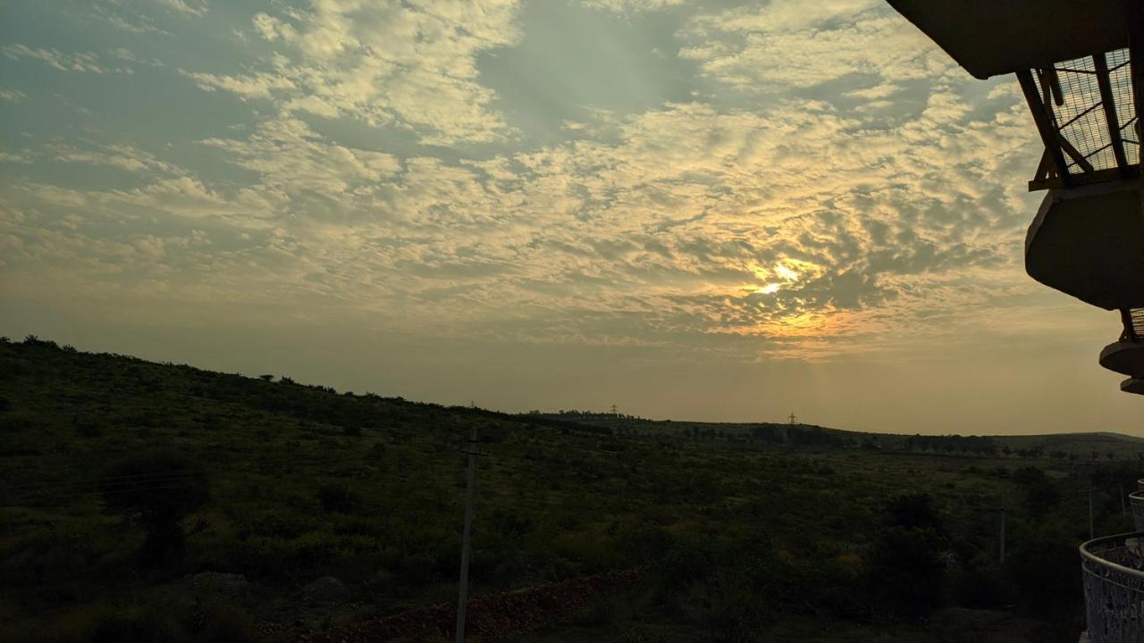 Kanthi Resorts Badami Bagalkot Екстер'єр фото