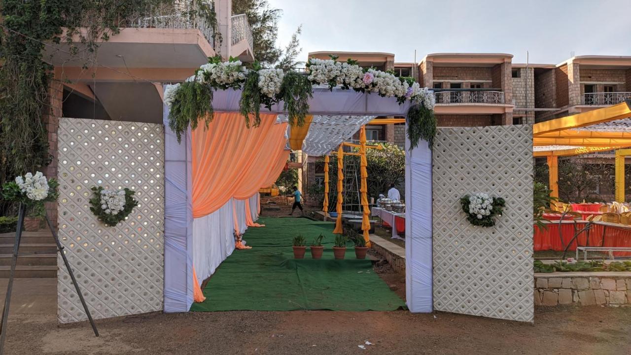 Kanthi Resorts Badami Bagalkot Екстер'єр фото