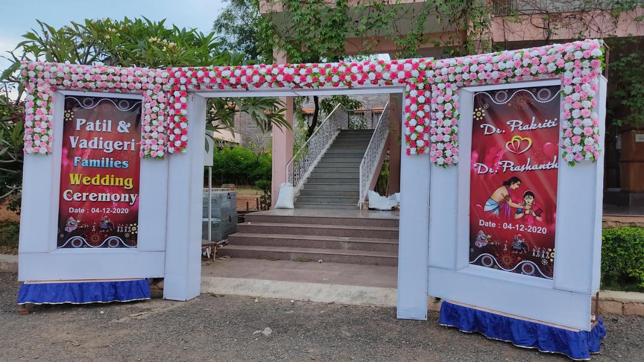 Kanthi Resorts Badami Bagalkot Екстер'єр фото